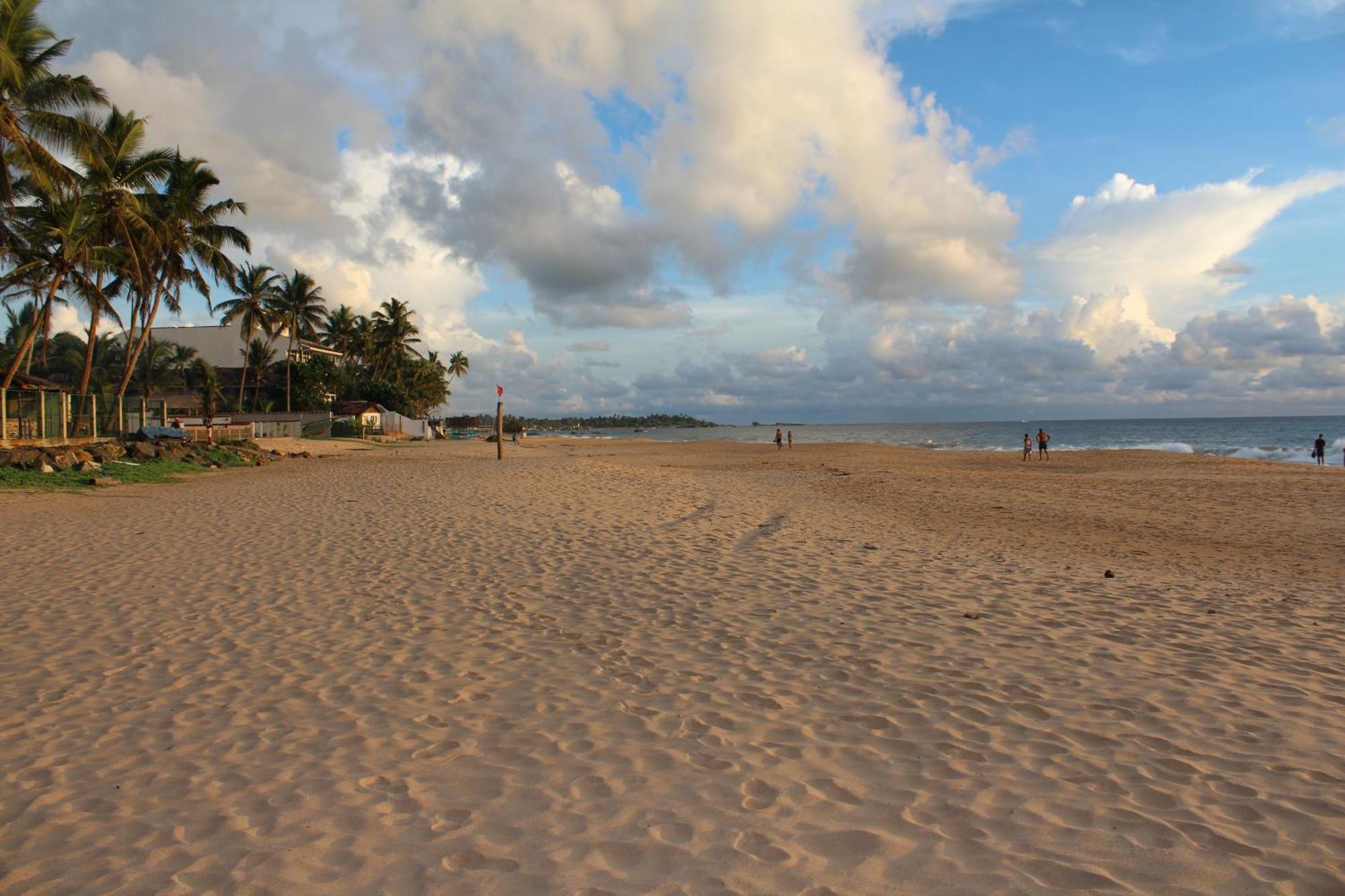 Prana Beach Hotel Ex Guli Hikkaduwa Bagian luar foto