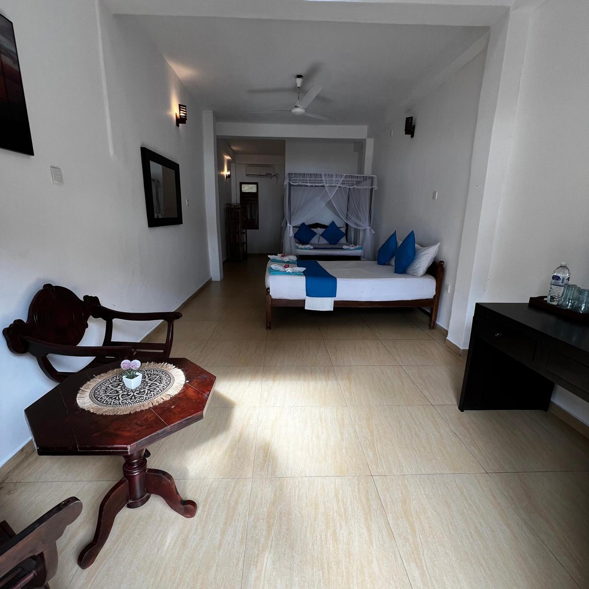 Prana Beach Hotel Ex Guli Hikkaduwa Bagian luar foto