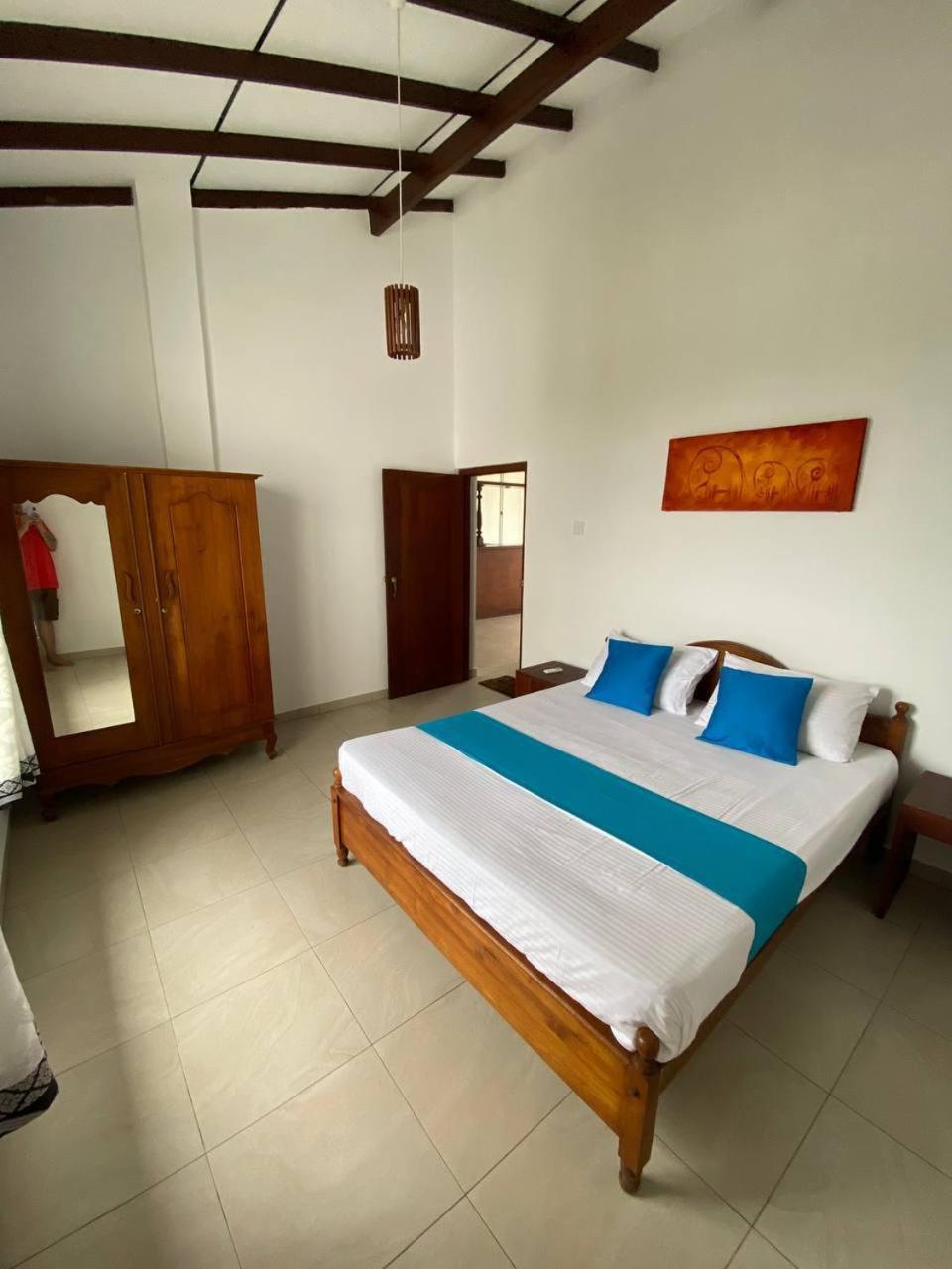 Prana Beach Hotel Ex Guli Hikkaduwa Bagian luar foto